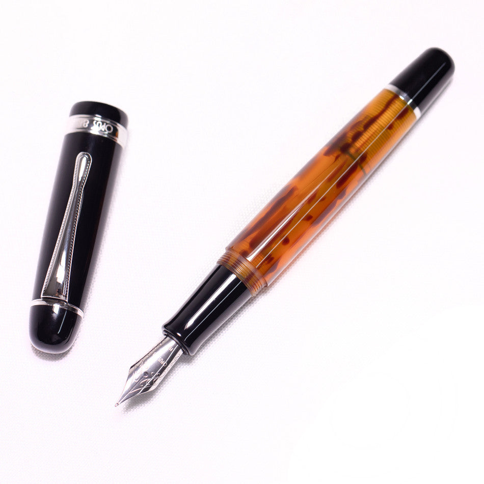 OP76156-M~Opus 88 Jazz Fountain Pen Amber Medium_Dtl2_P2